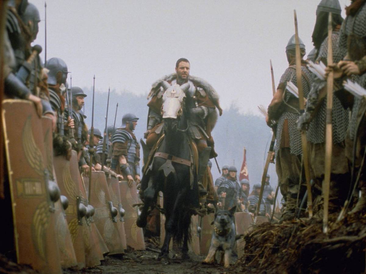 Feldherr Maximus (Russell Crowe) führt sein Heer gegen die Germanen in die Schlacht und ist siegreich. (Bild: Universal Pictures)