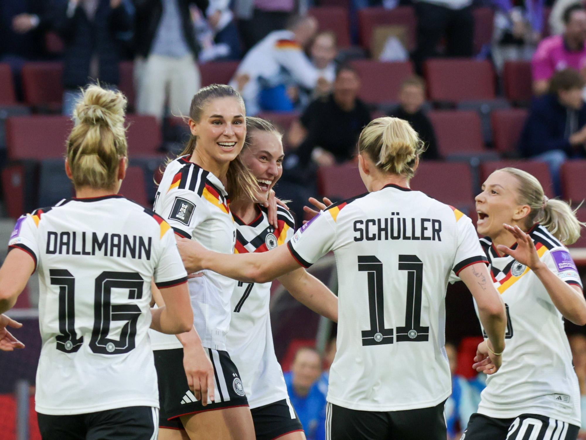 Torjubel bei den DFB-Frauen.