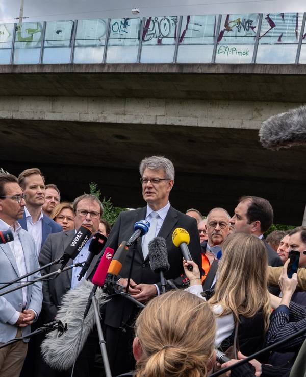Bundesverkehrsminister Schnieder besucht Bonner Nordbrücke