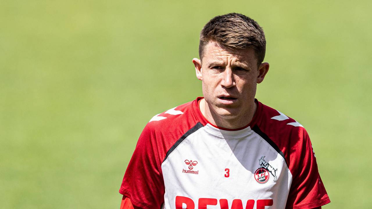 Dominique Heintz beim Training mit dem 1. FC Köln.