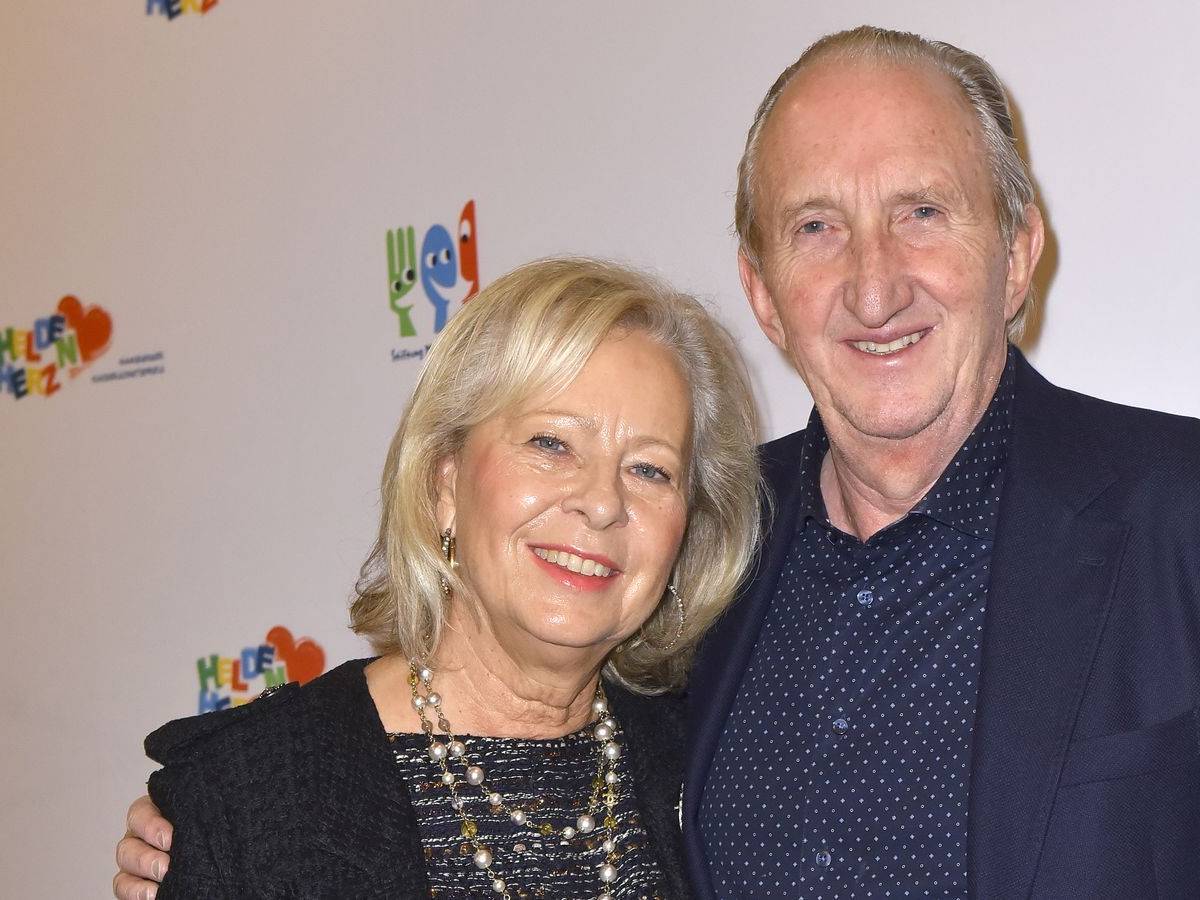 Mike und Birgit Krüger sind seit 1975 verheiratet - doch das erste Kennenlernen verlief holprig. (Bild: 2018 Getty Images/Christian Augustin)