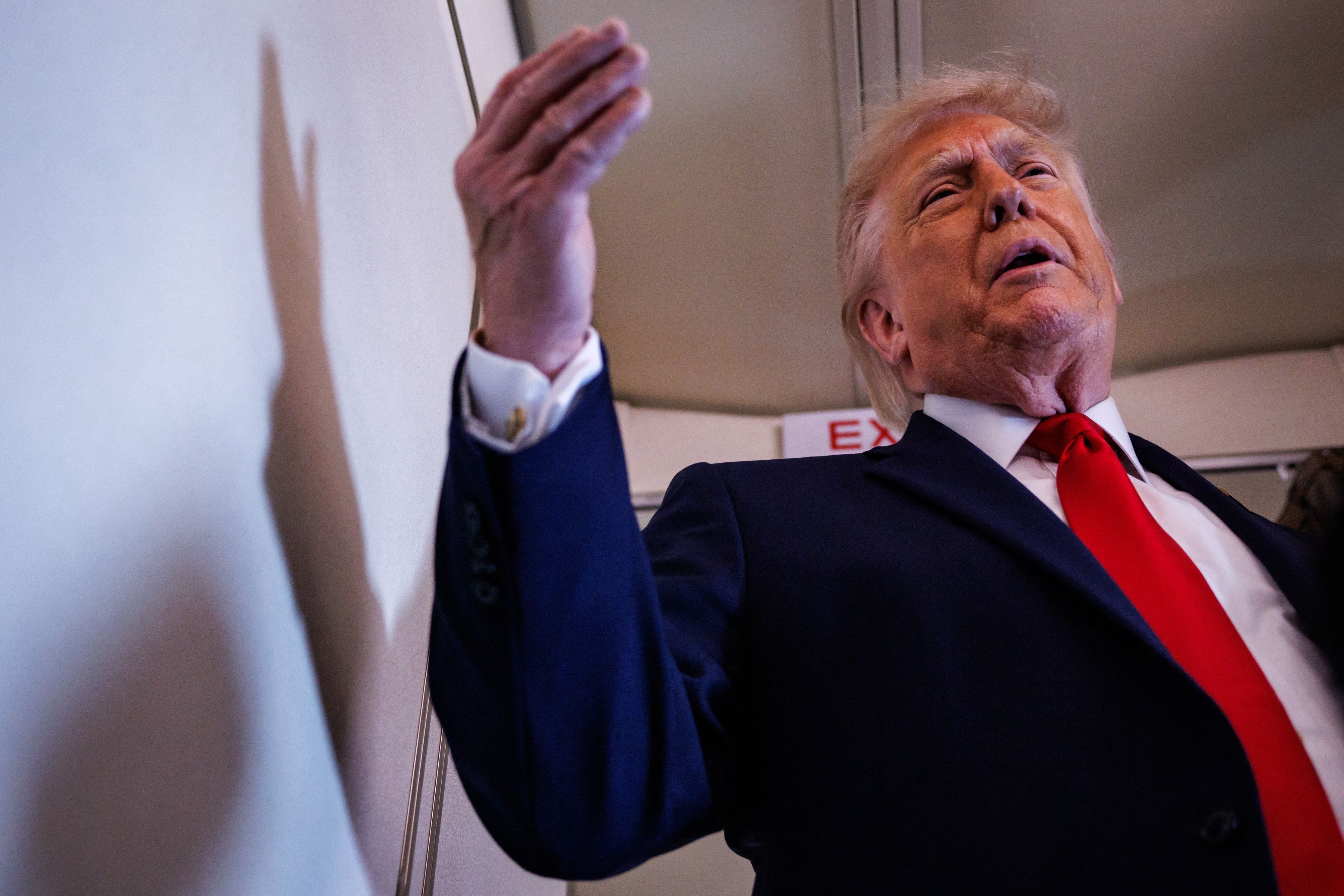 US-Präsident Donald Trump am 5. Juni an Bord der Air Force One.