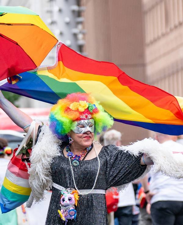 Christopher Street Day mit Straßenfest und Demonstration