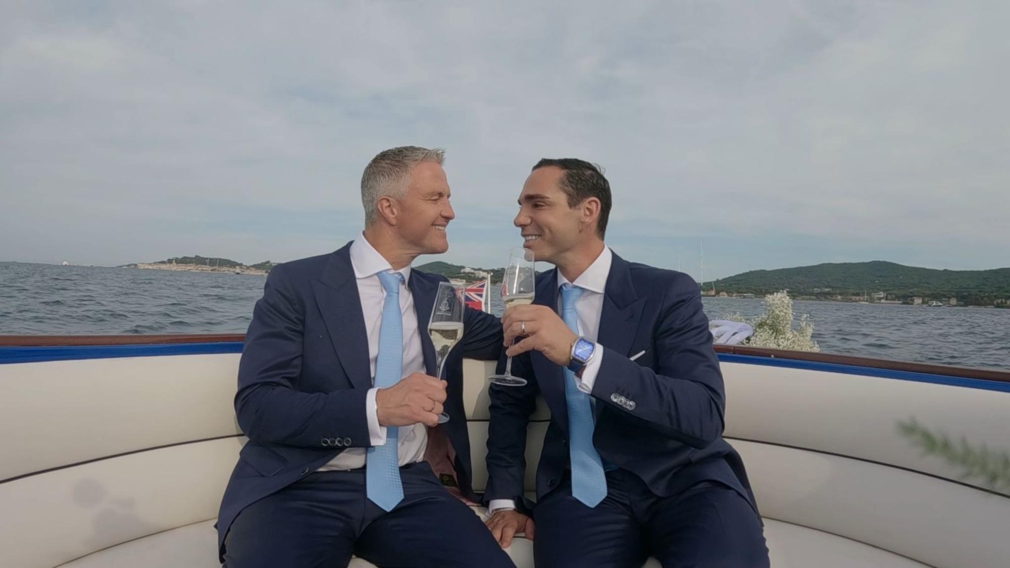 Ralf und Étienne Schumacher haben am 30. Mai in Saint-Tropez ihre Hochzeit gefeiert. (Bild: Sky/ Tresor TV)