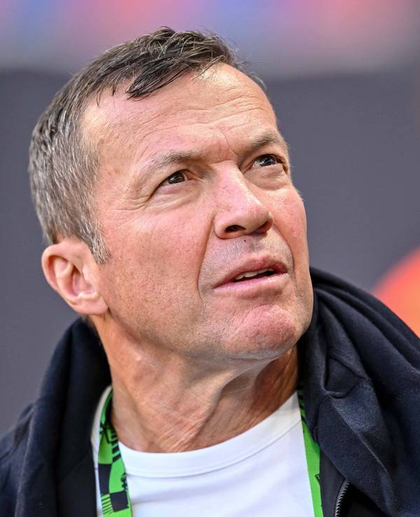 Lothar Matthäus als Experte bei einem Spiel.