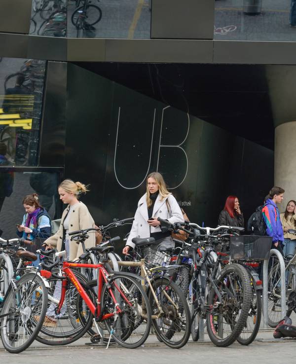Universitätsbibliothek in Freiburg: Ein Mitarbeiter der Uni soll mehr als 800 Frauen heimlich gefilmt haben.