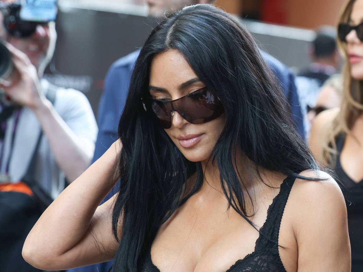 Kim Kardashian sorgte für große Augen in Monaco.