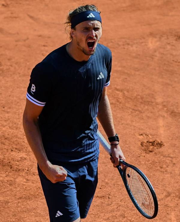 Alexander Zverev jubeln nach einem Punktgewinn.