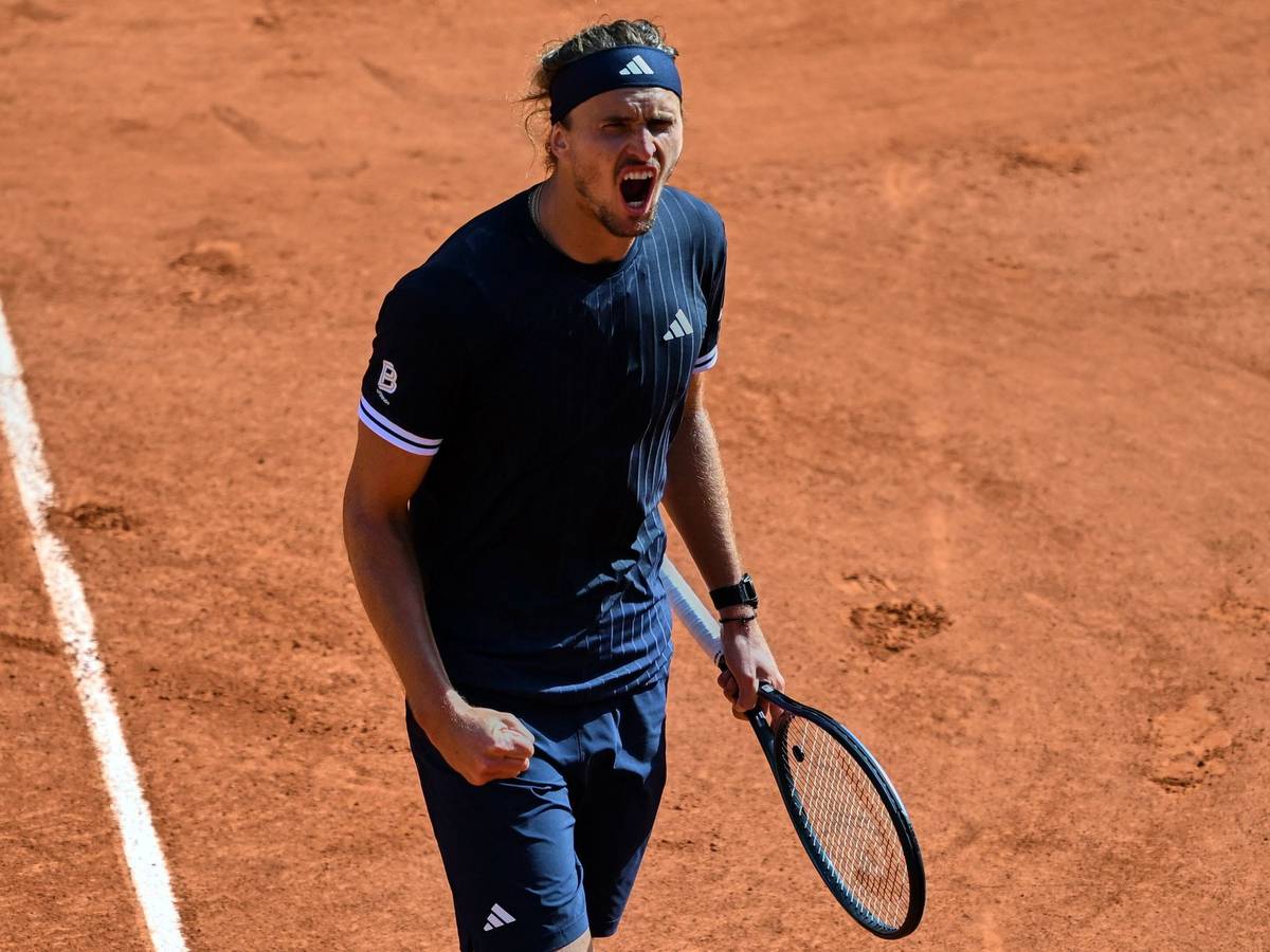 Alexander Zverev jubeln nach einem Punktgewinn.