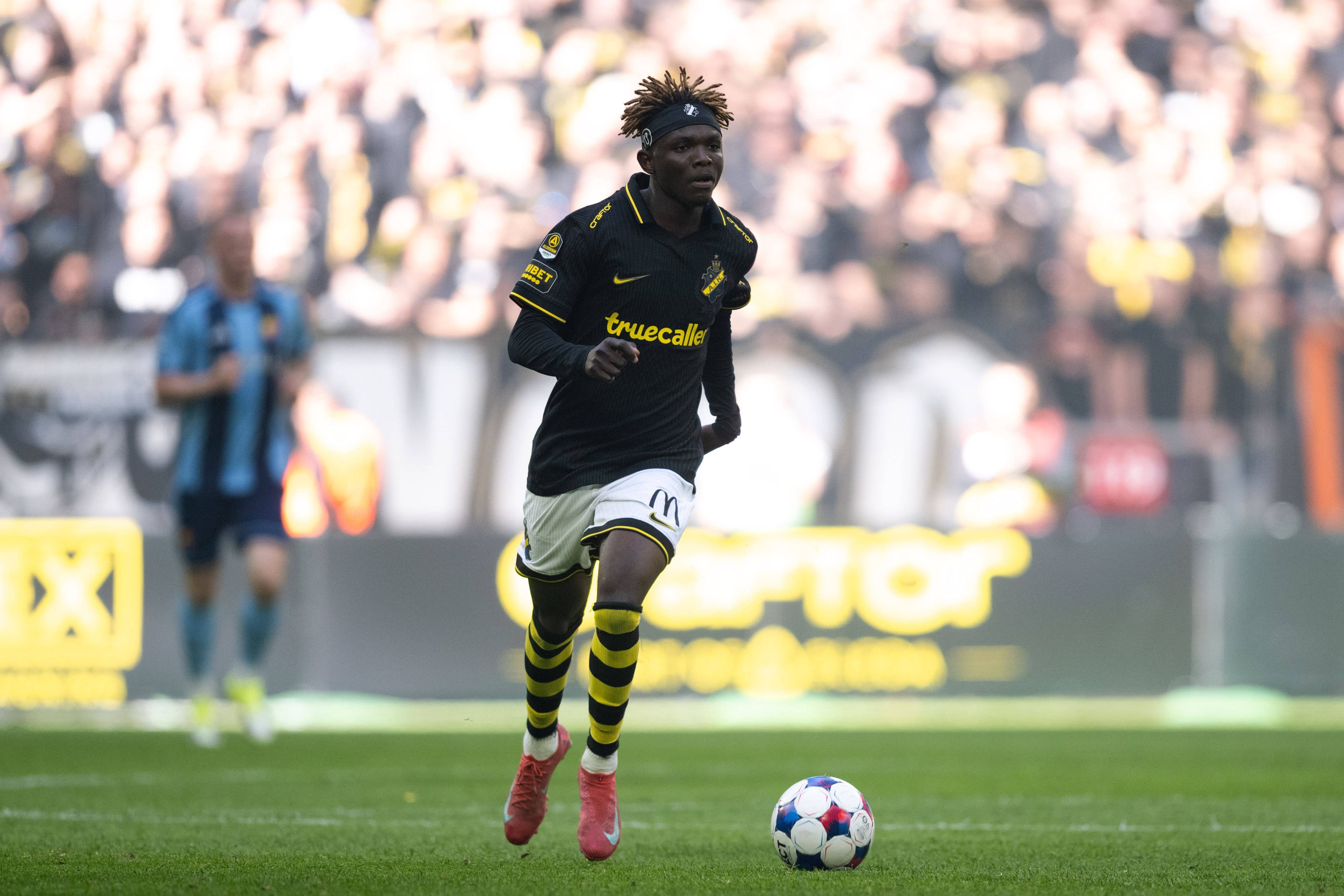 Zadok Yohanna in Aktion auf dem Platz.