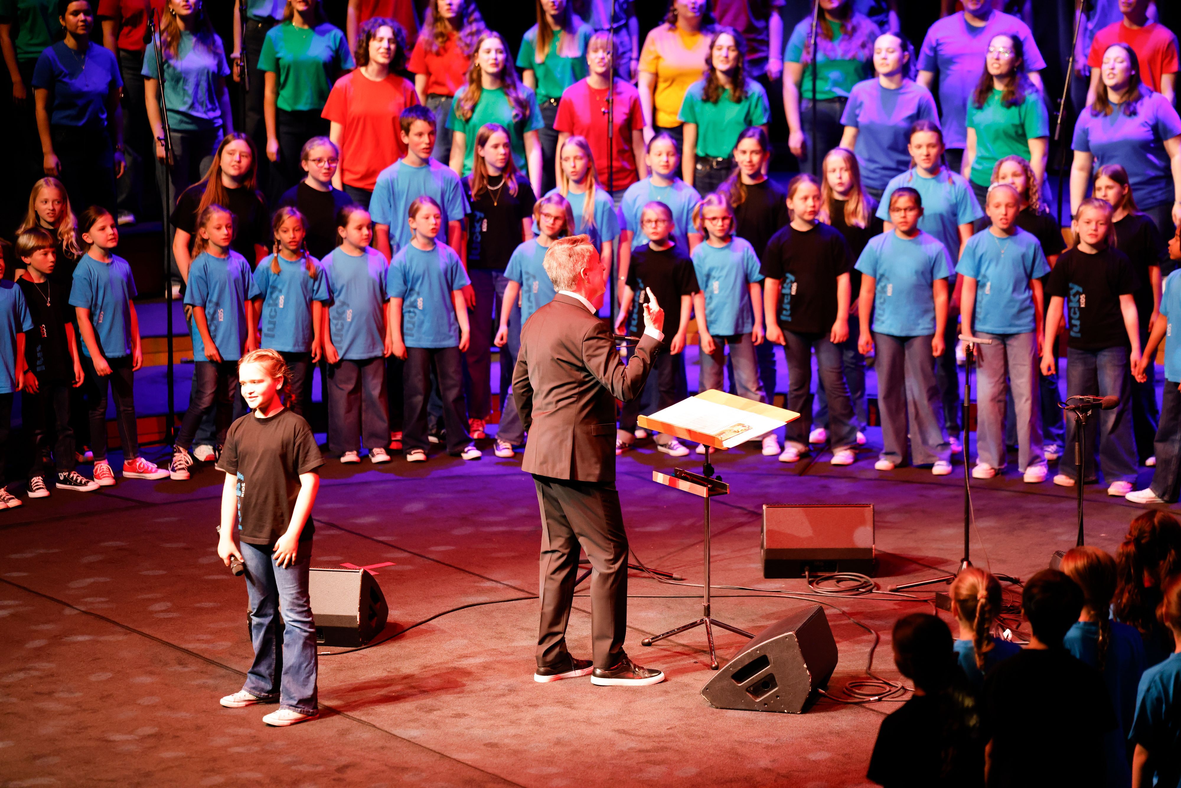 Jugendchor St. Stephan und die Lucky Kids geben ein Sommerkonzert in der Philharmonie.