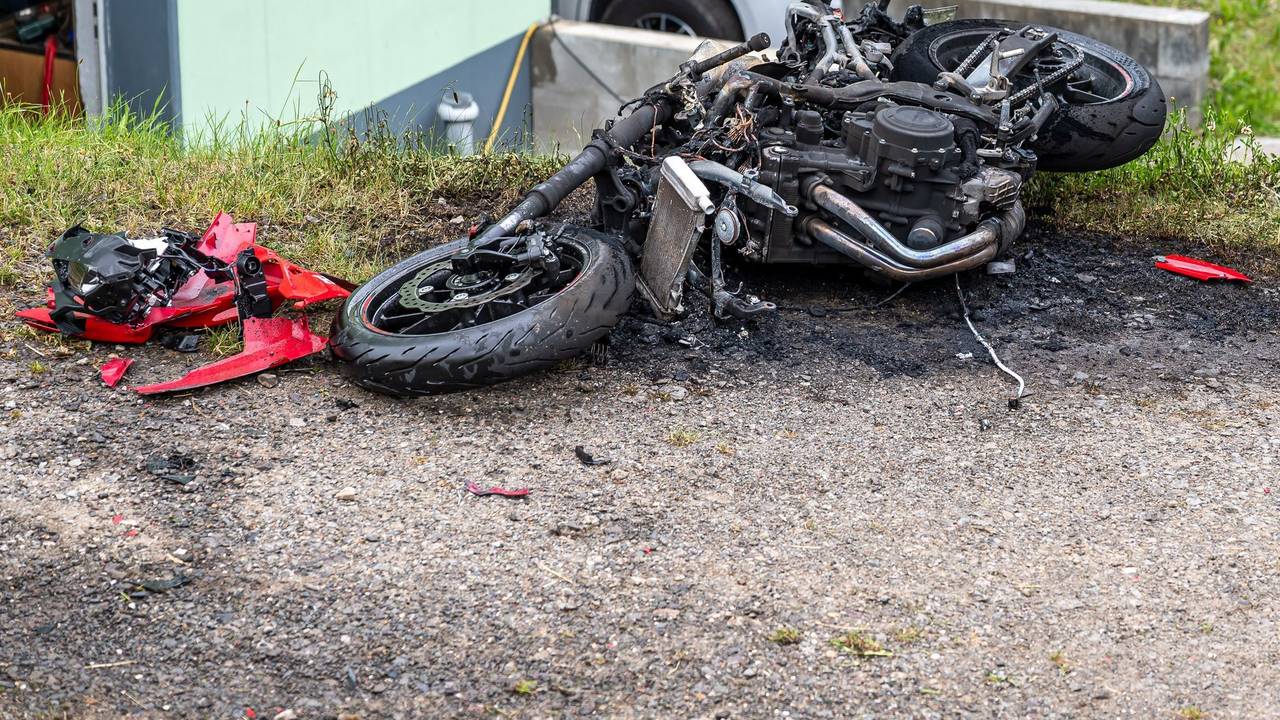 Motorrad-Unfall auf der B229