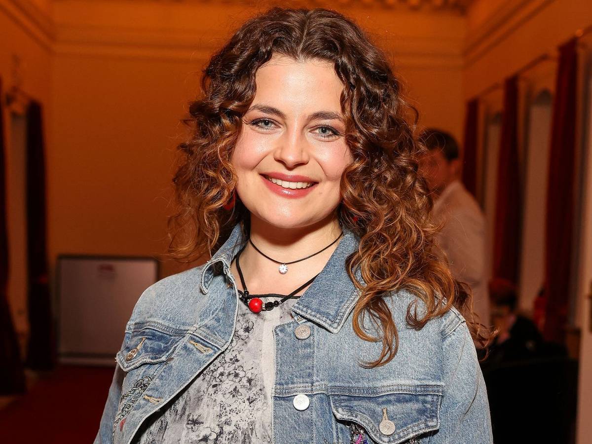 Ronja Forcher feiert am 7. Juni ihren 30. Geburtstag - vor der Kamera steht der „Bergdoktor“-Star schon seit seiner Kindheit. (Bild: 2026 Getty Images/Gerald Matzka)