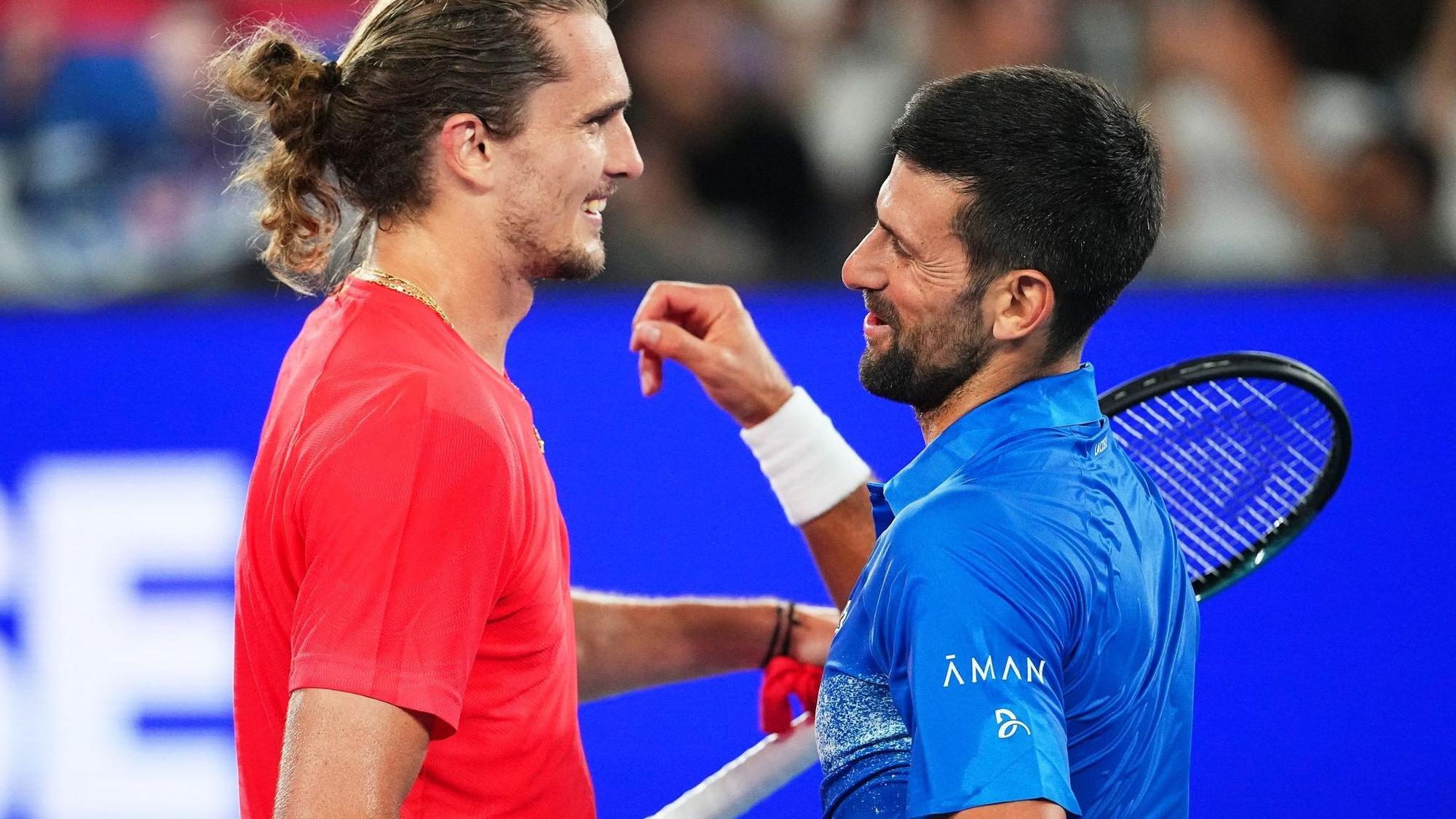 Alexander Zverev und Novak Djokovic