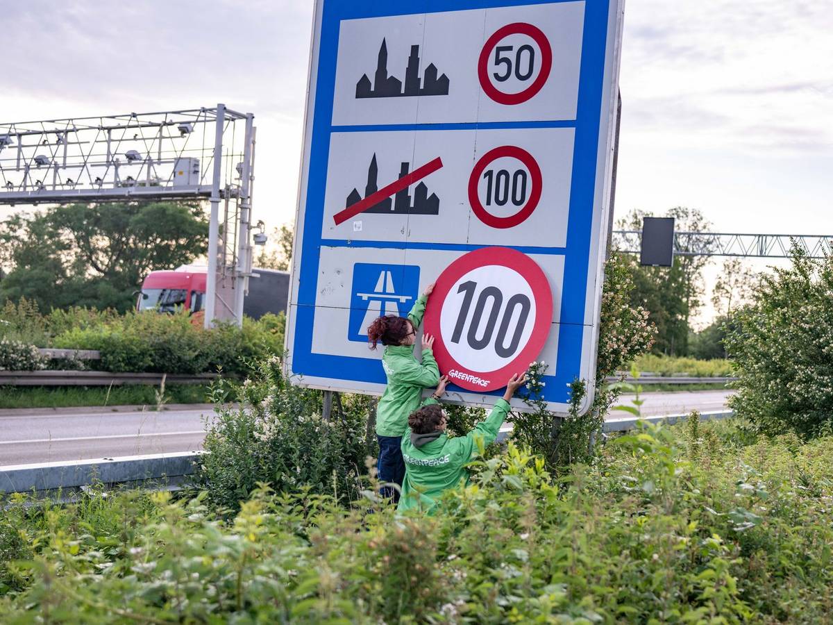 Greenpeace-Aktion für Tempolimit auf Autobahnen