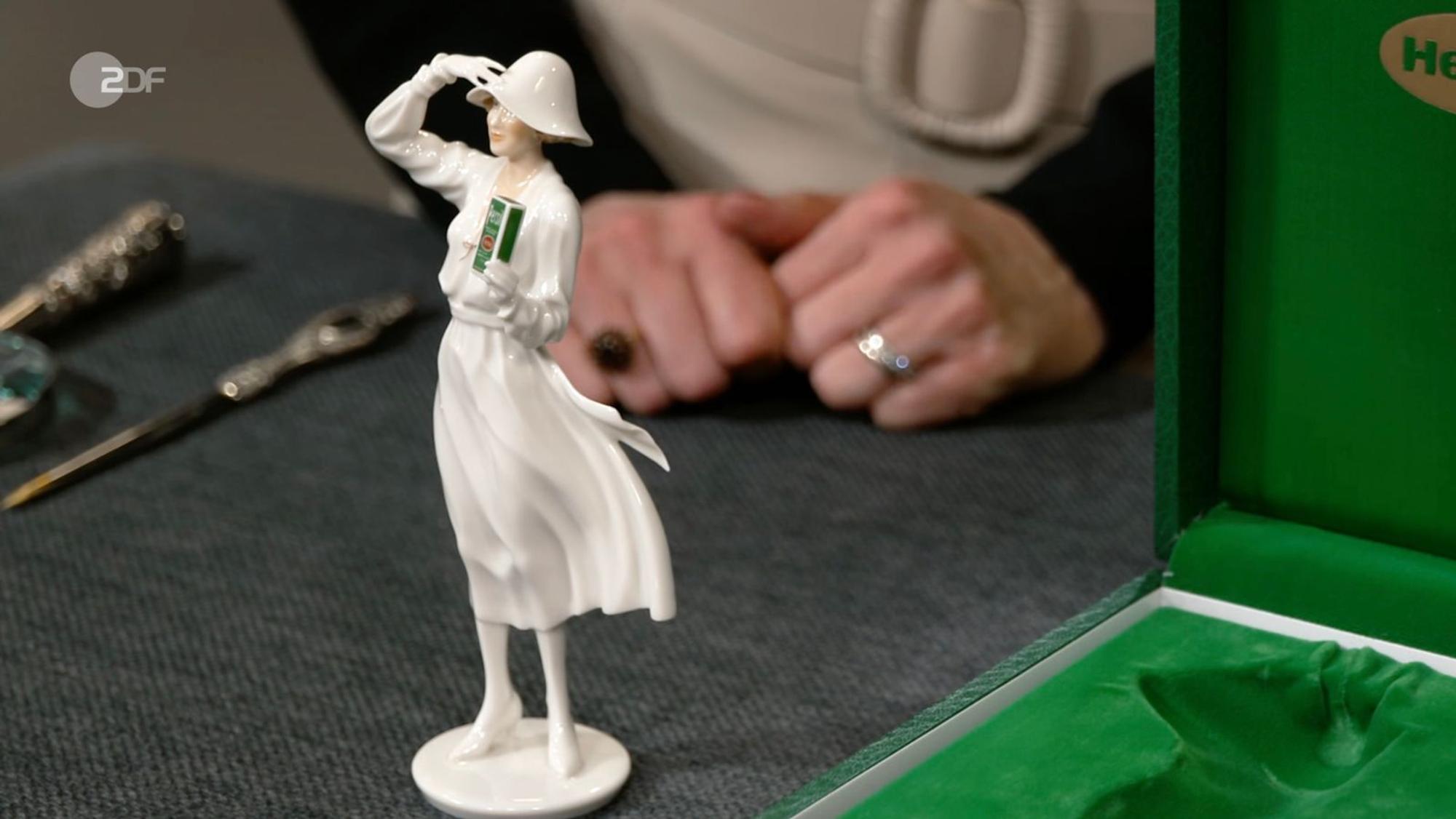 Die weiße Dame von Persil stammte von dem deutschen Künstler Kurt Heiligenstaedt (1922).
(Bild: ZDF)