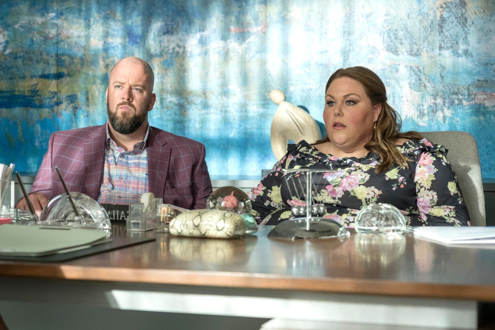 Kate (Chrissy Metz) und Toby (Chris Sullivan) führen anfangs eine glückliche Beziehung, heiraten und wollen Kinder zusammen bekommen. (Bild: ZDF/NBC)