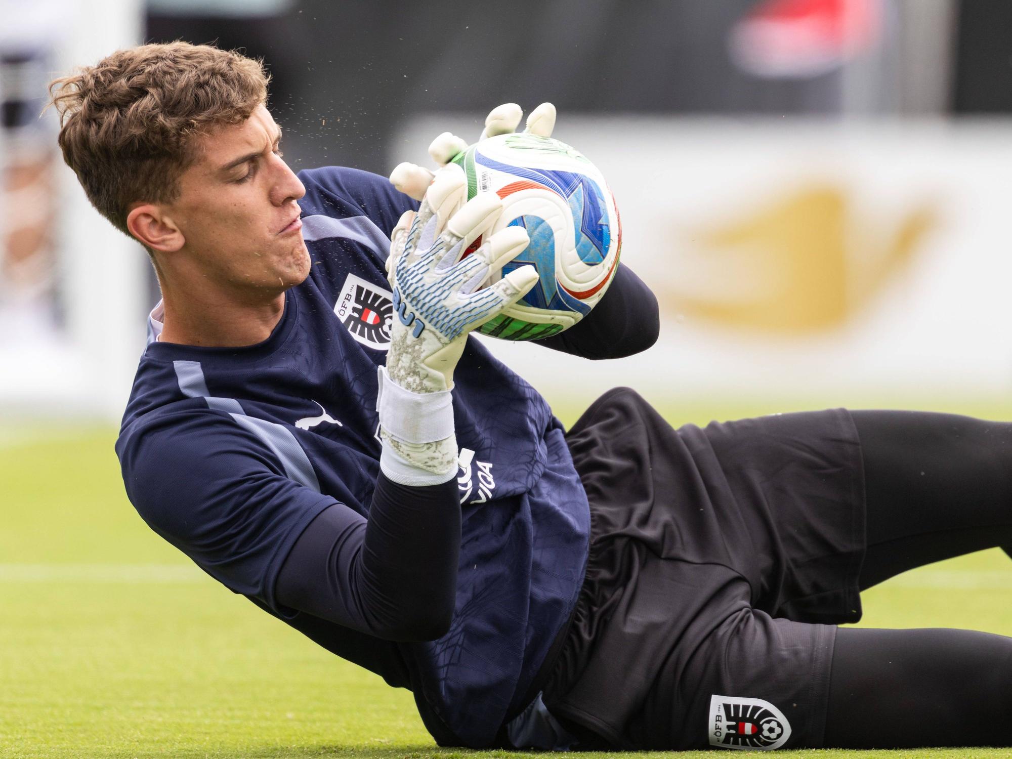 Torhüter Florian Wiegele beim Training