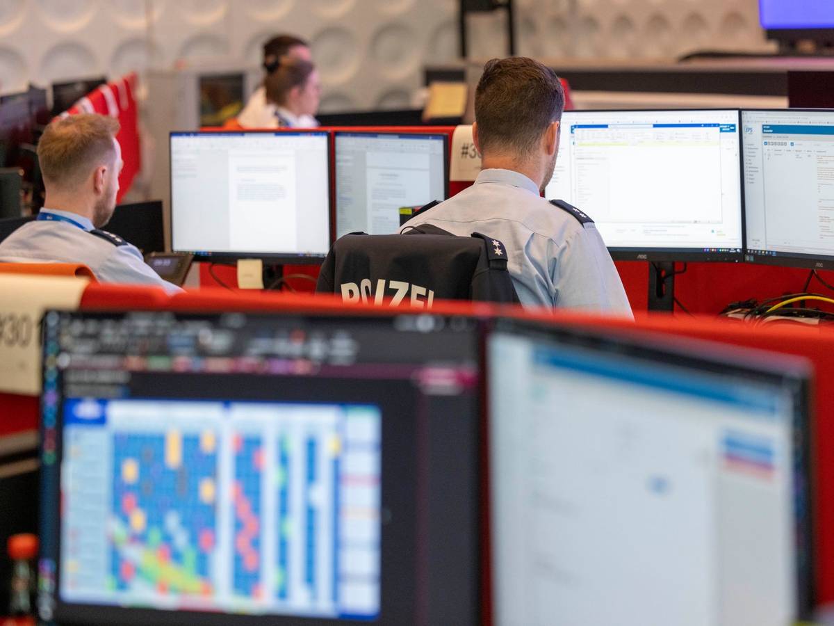 Informationszentrum der Polizei
