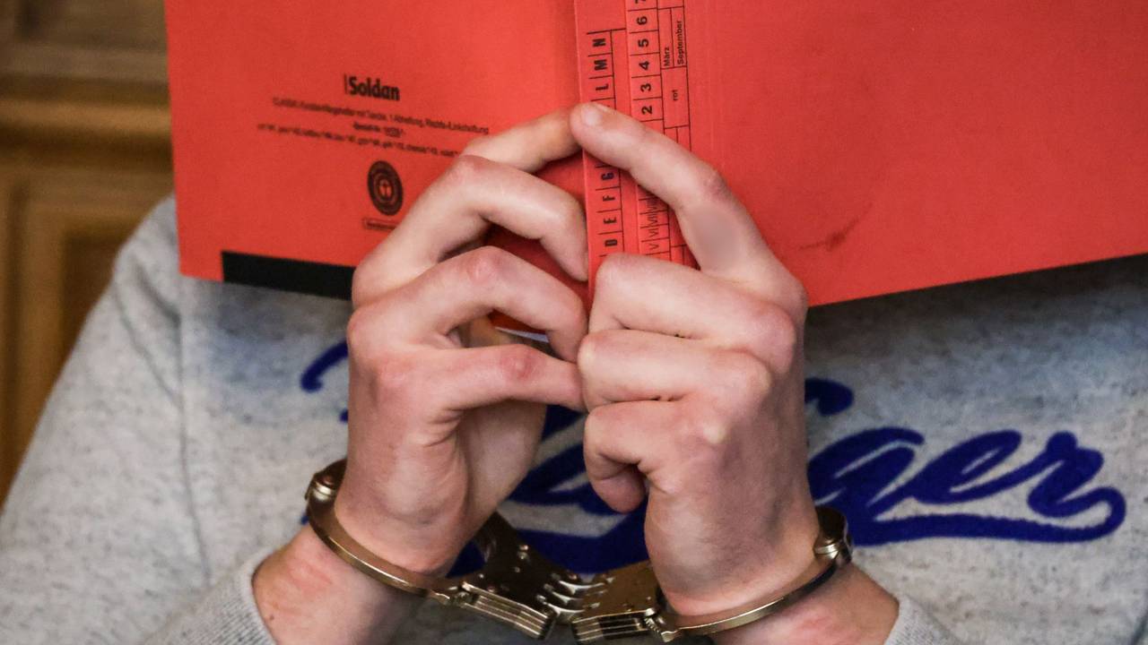 Prozess wegen geplantem Sprengstoffanschlag auf Klinik