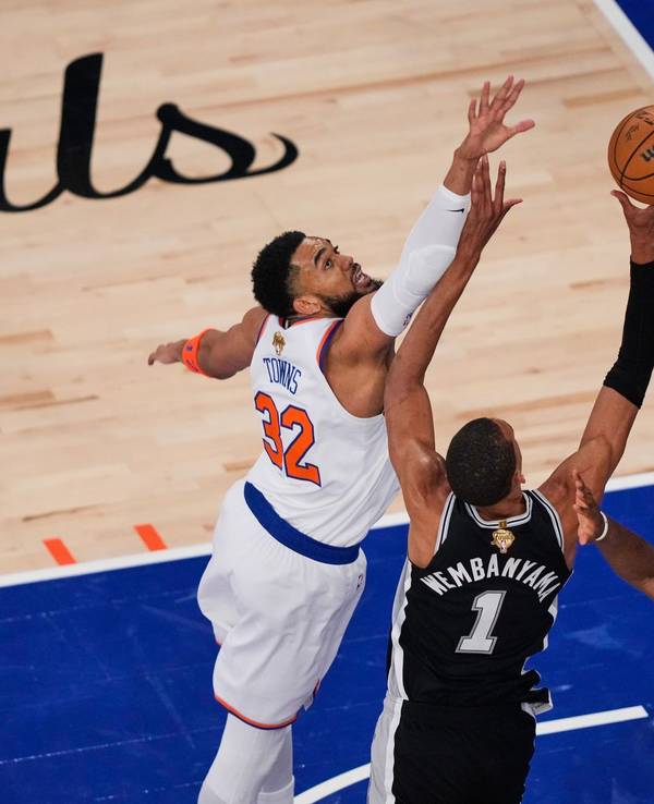New York Knicks - San Antonio Spurs