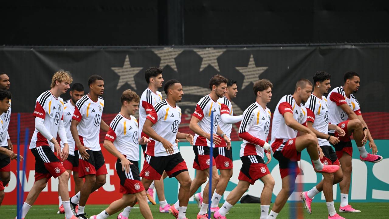 Die Spieler der deutschen Nationalmannschaft beim Training.