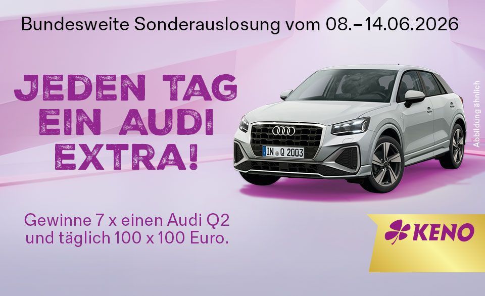 Das Bild zeigt einen Audi Q2 vor einem fliederfarbenen Hintergrund.