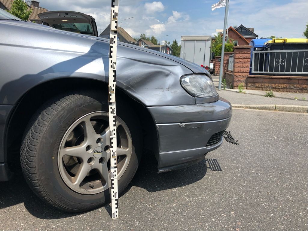 Ein von der Polizei abgesperrter Unfallort.