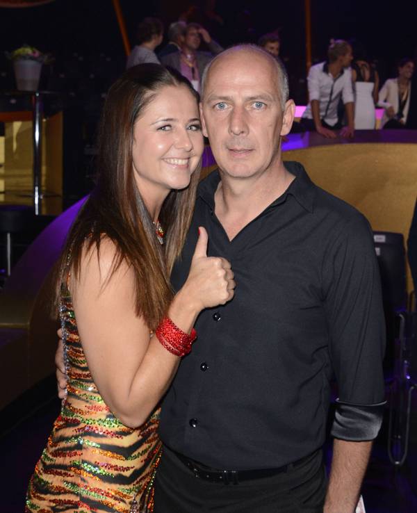 Mario Basler mit seiner Doris in einem TV-Studio.