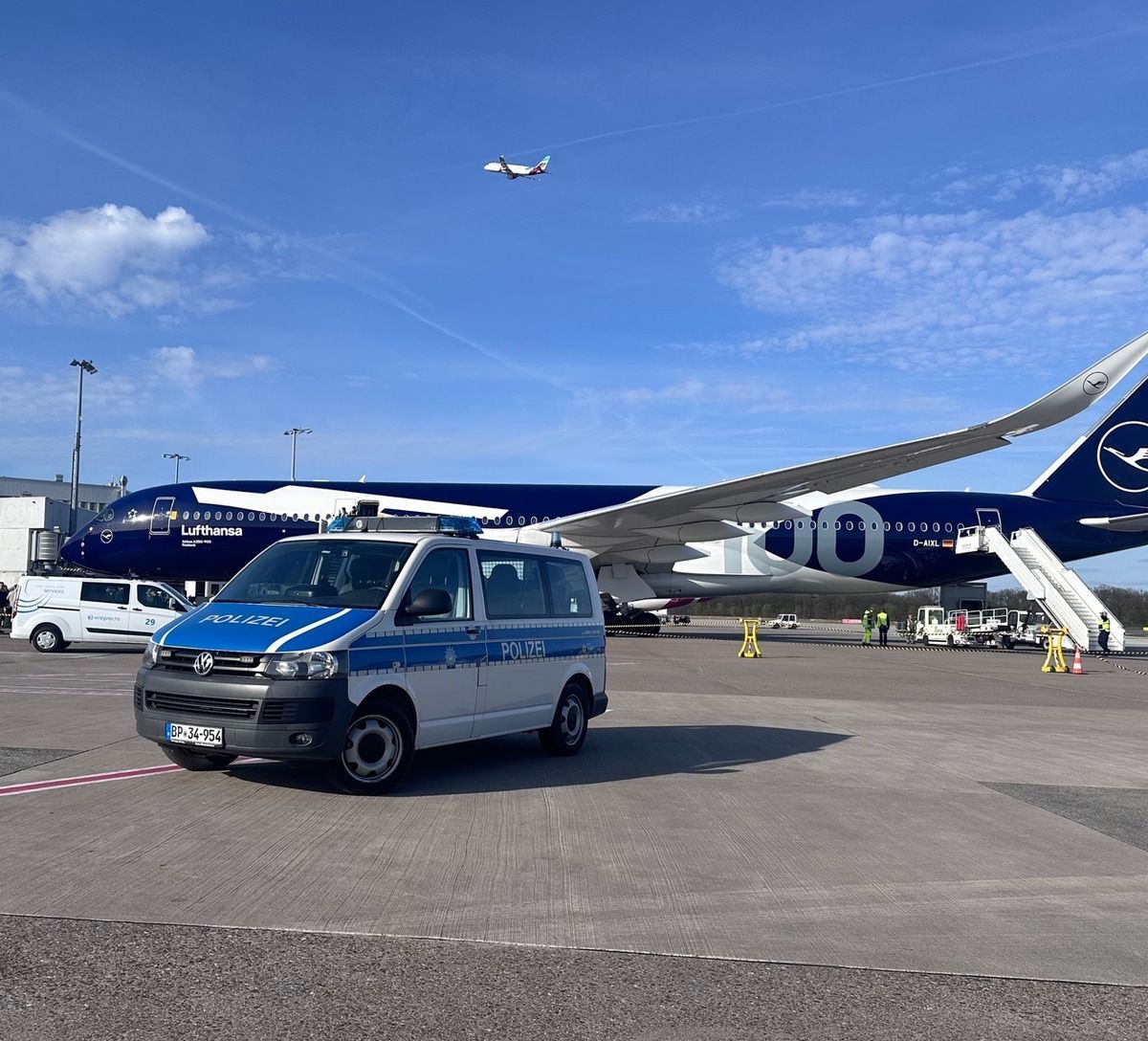 Fahndungserfolg für Bundespolizei am Flughafen Köln/Bonn.