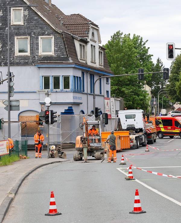 Einsturzgefahr: Häuser evakuiert und Kreuzung gesperrt
