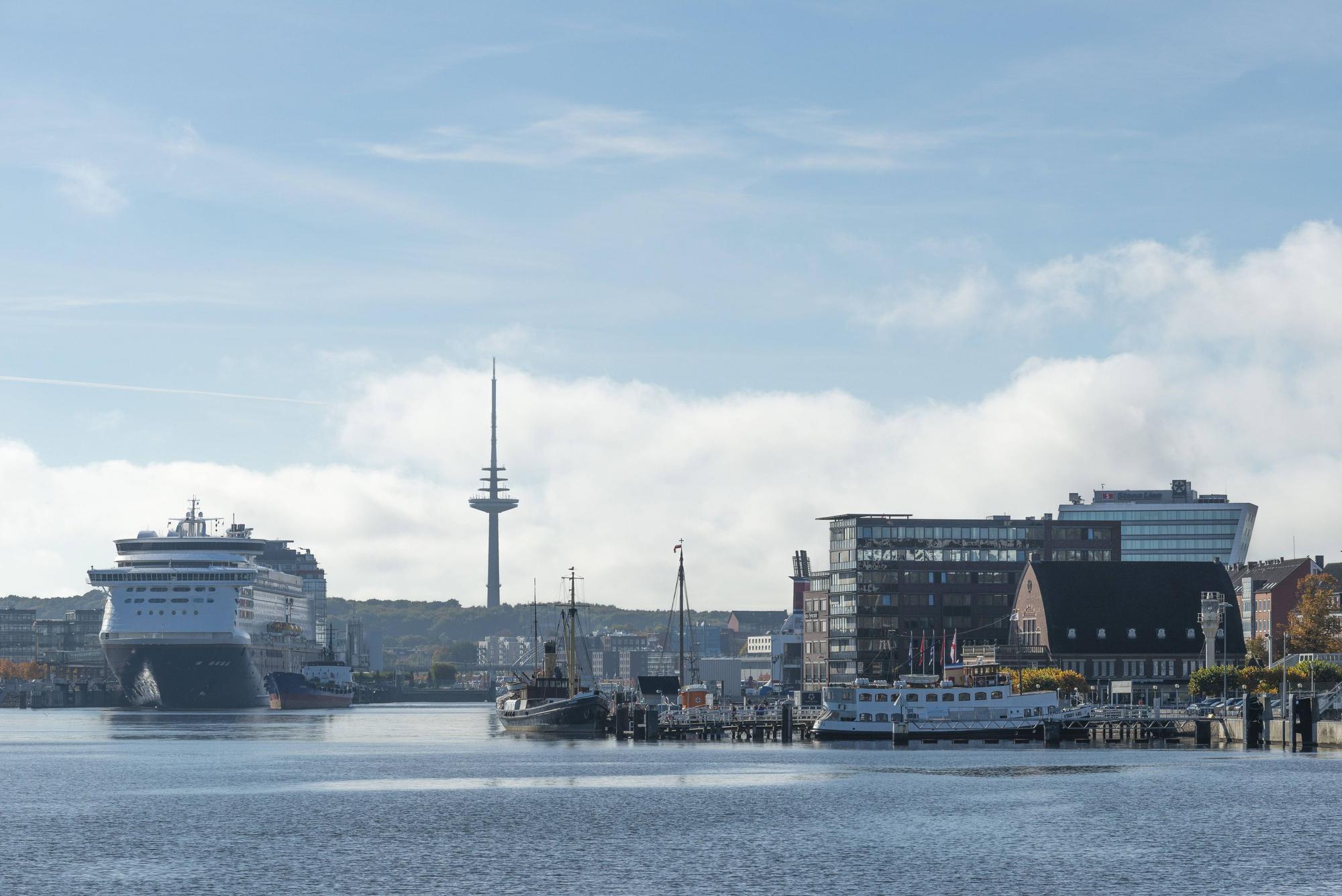Am Ostseekai in Kiel schlagen Sprengstoff-Detektoren an (Symbolbild).