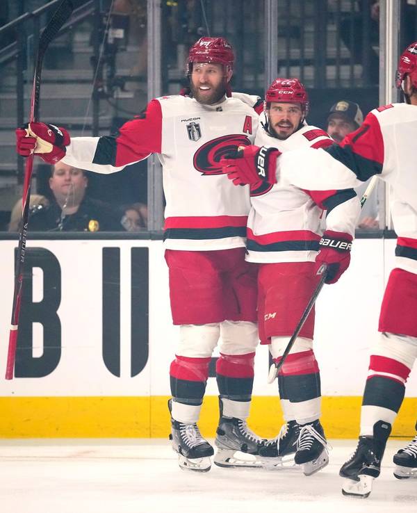 Vegas Golden Knights - Carolina Hurricanes