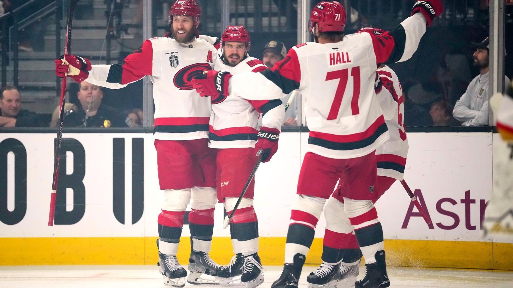 Vegas Golden Knights - Carolina Hurricanes