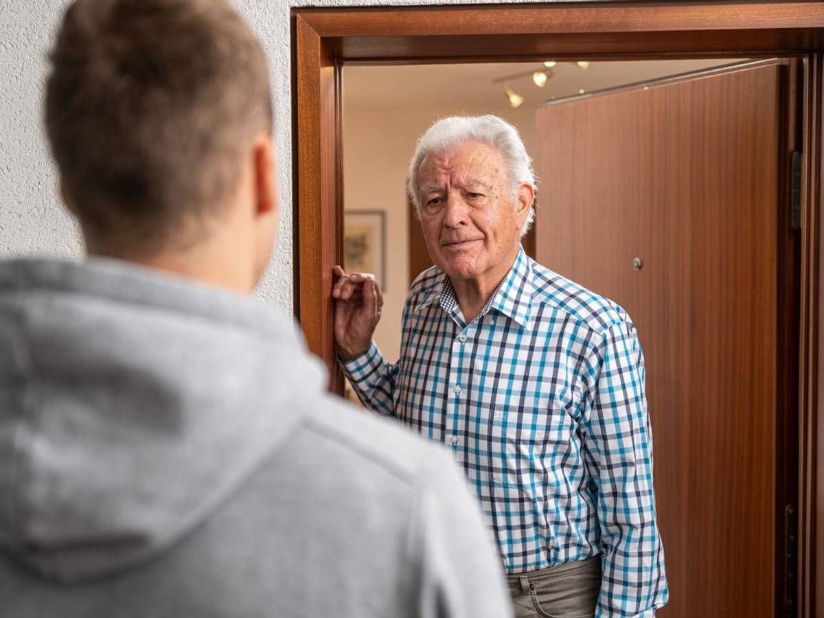 Ein falscher Handwerker hat in Langenfeld eine Seniorin bestohlen. (Symbolfoto)