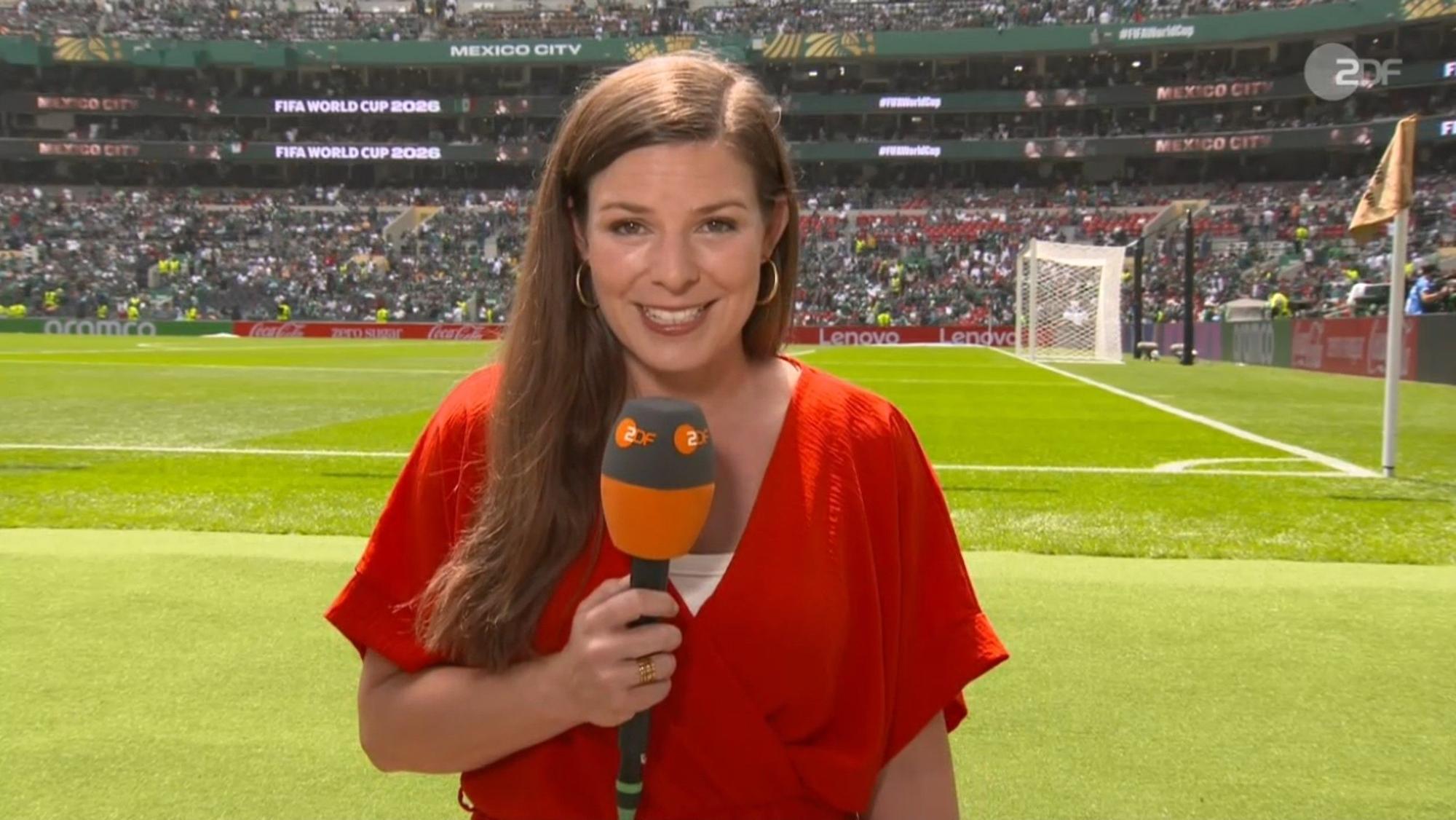ZDF-Reporterin Amelie Stiefvatter bei der WM 2026.