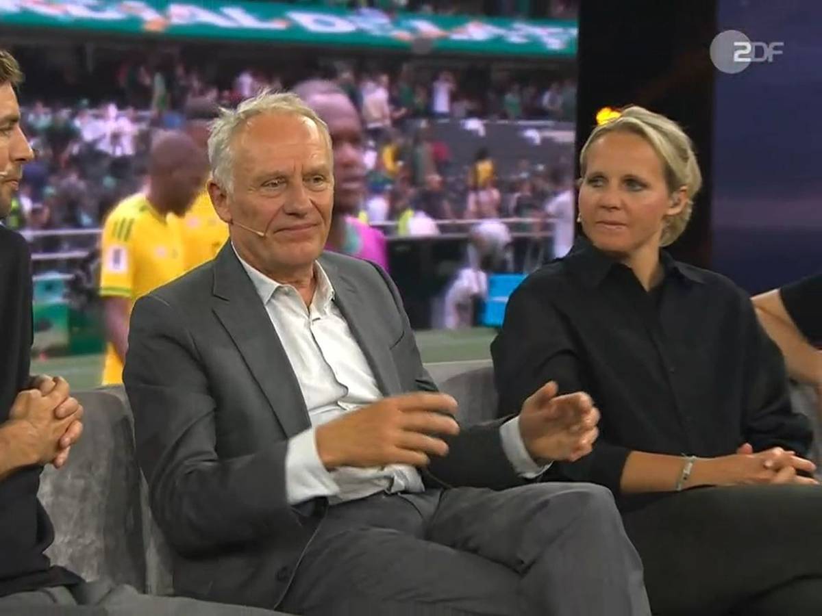 Als TV-Experte im ZDF im Einsatz: Christian Streich.