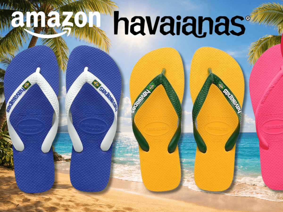 3 Havaianas Modelle vor einem Strandhintergrund.