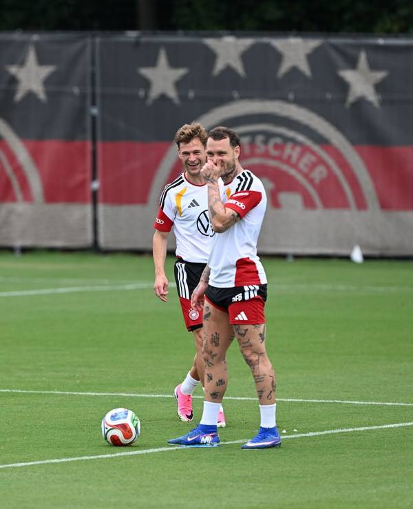 Joshua Kimmich und David Raum