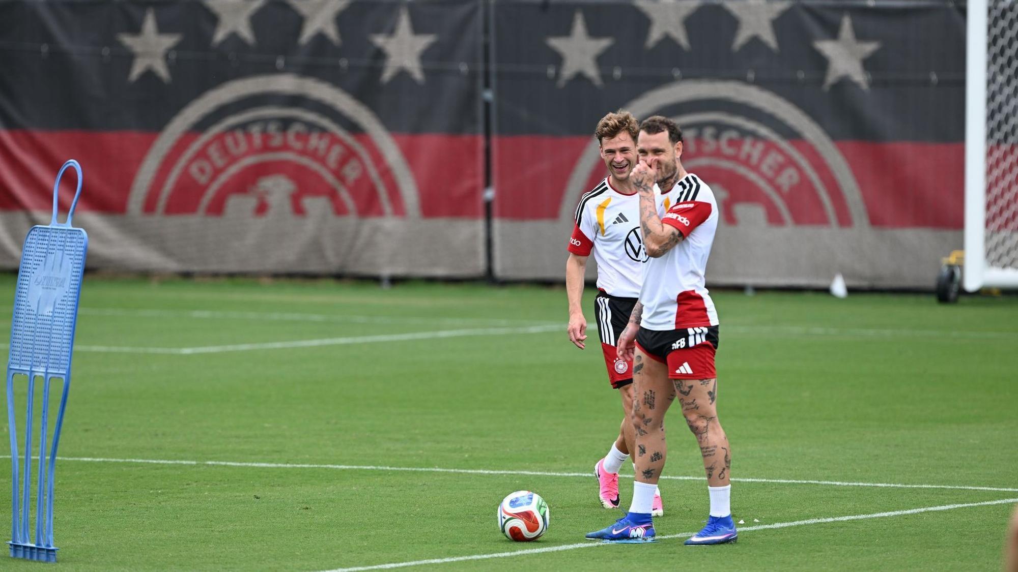 Joshua Kimmich und David Raum