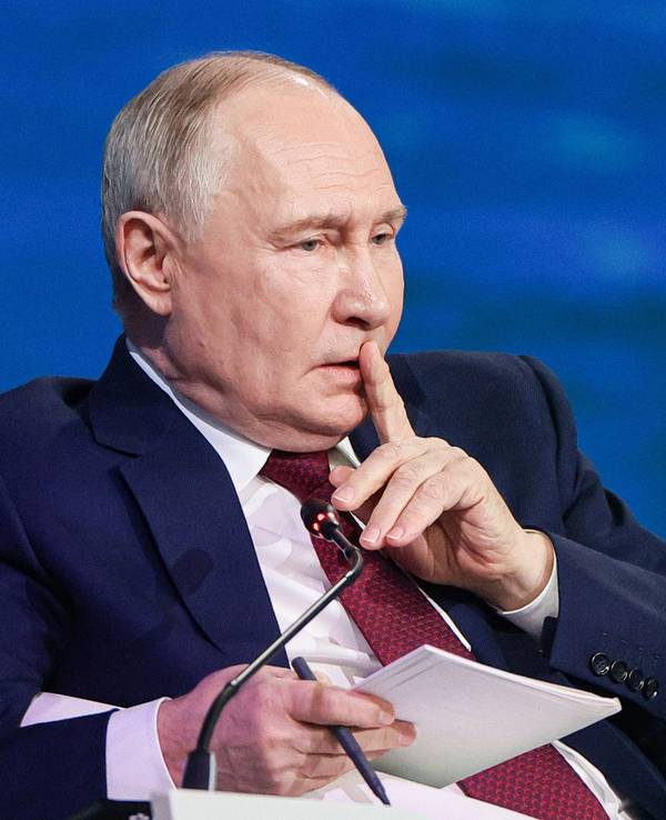 Der Krieg von Wladimir Putin in der Ukraine (hier ist er am 5. Juni in St. Petersburg zu sehen) dauert bereits länger als damals der Erste Weltkrieg.