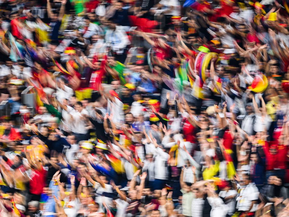 Fans machen eine La-Ola-Welle