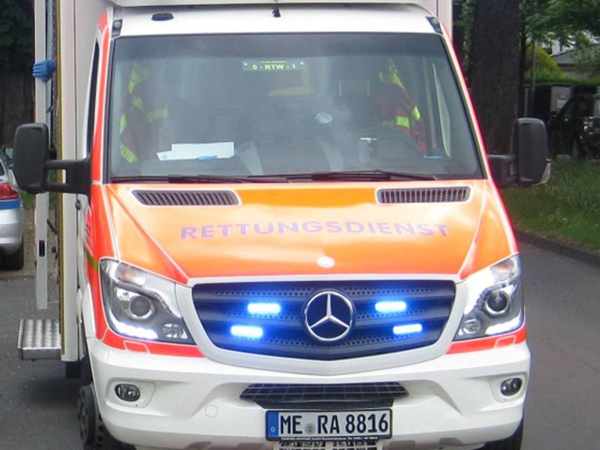 29-jähriger Rollerfahrer bei Verkehrsunfall schwer verletzt.