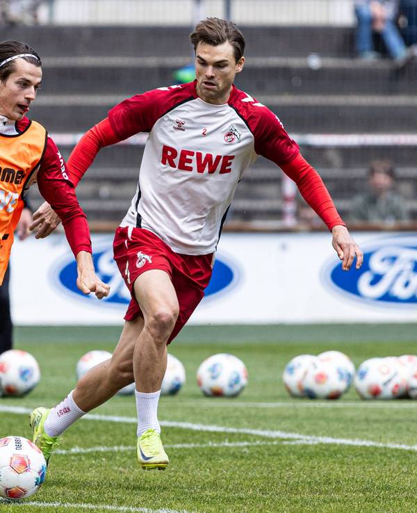 Abschlusstraining im Franz-Kremer-Stadion mit Jakub Kaminski und Joel Schmied.