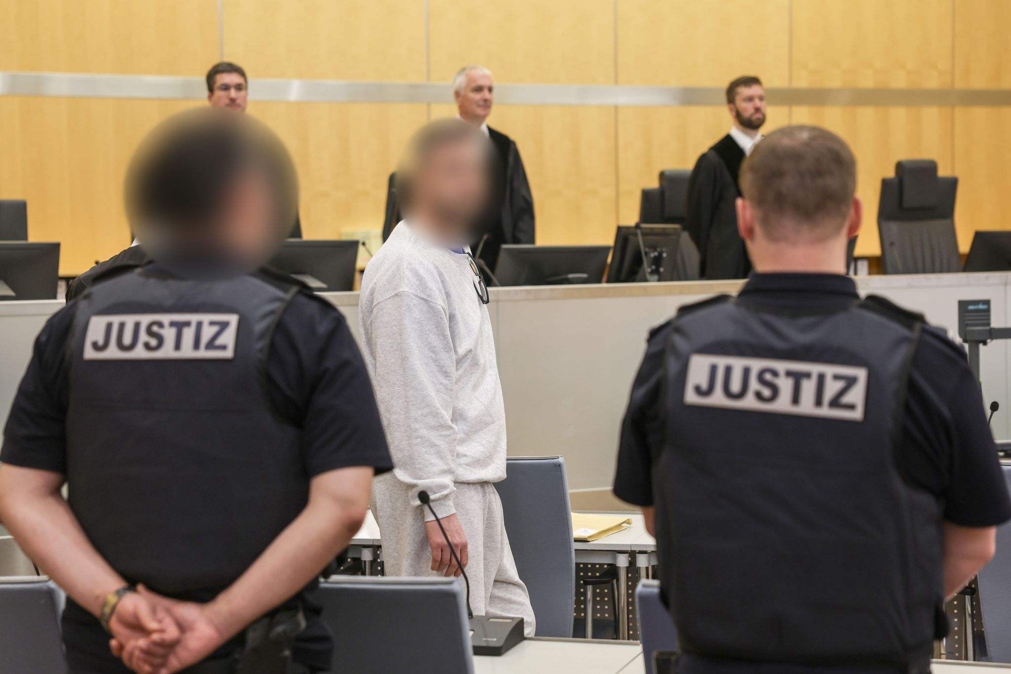 Prozess um Politiker-Todesliste