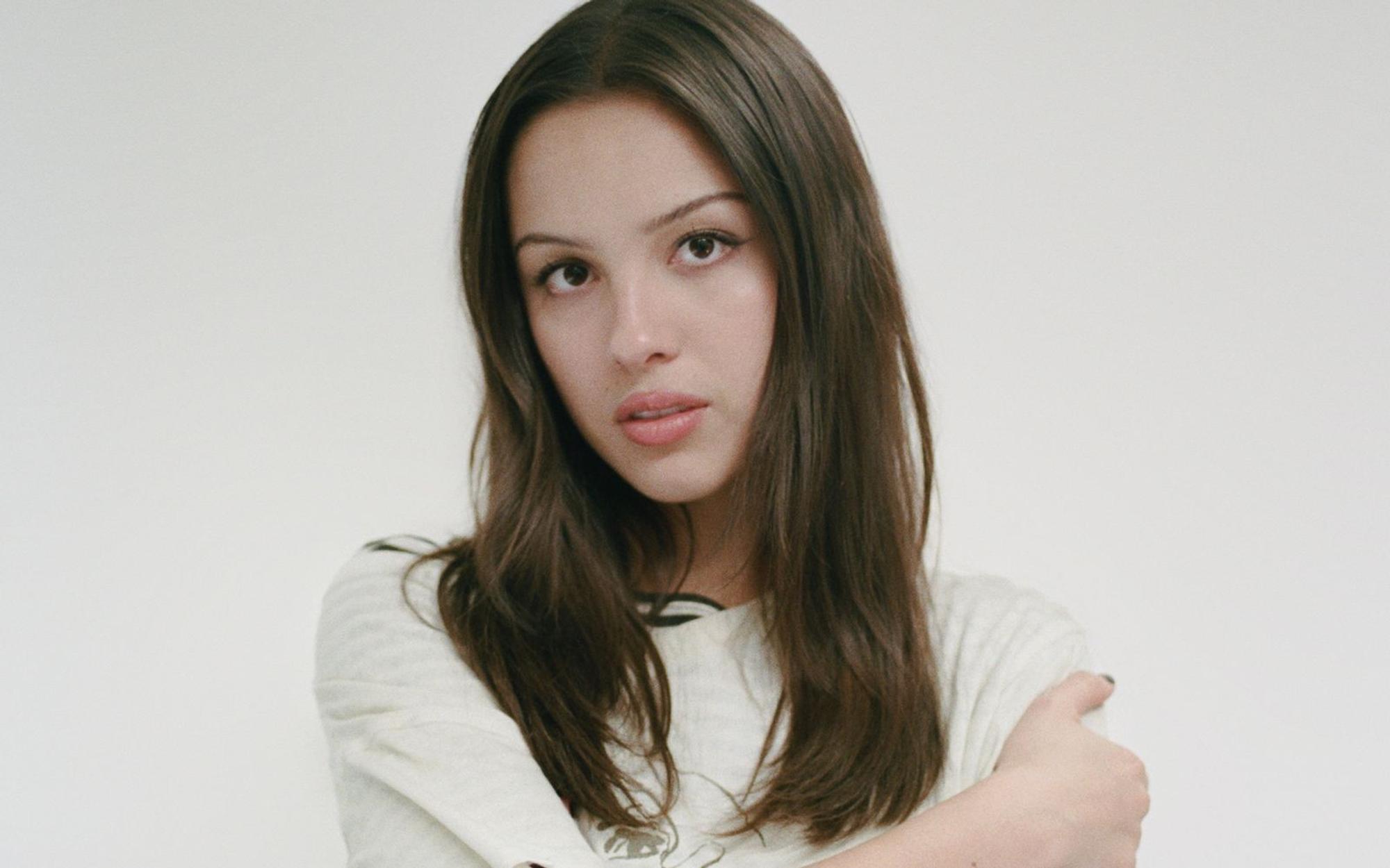 Olivia Rodrigo unterstreicht mit ihrem dritten Album „You Seem Pretty Sad For A Girl So In Love“, dass sie zu den besten Songschreiberinnen ihrer Generation gehört. (Bild: Olivia Parker)