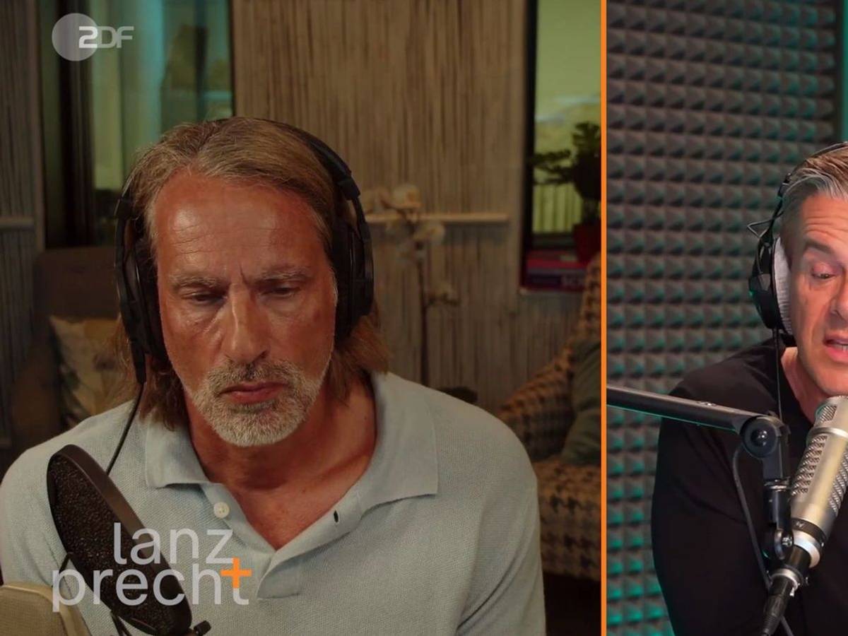 Markus Lanz (rechts) und Richard David Precht sprechen im Podcast „Lanz + Precht“ über Männlichkeit. (Bild: ZDF / Lanz + Precht)