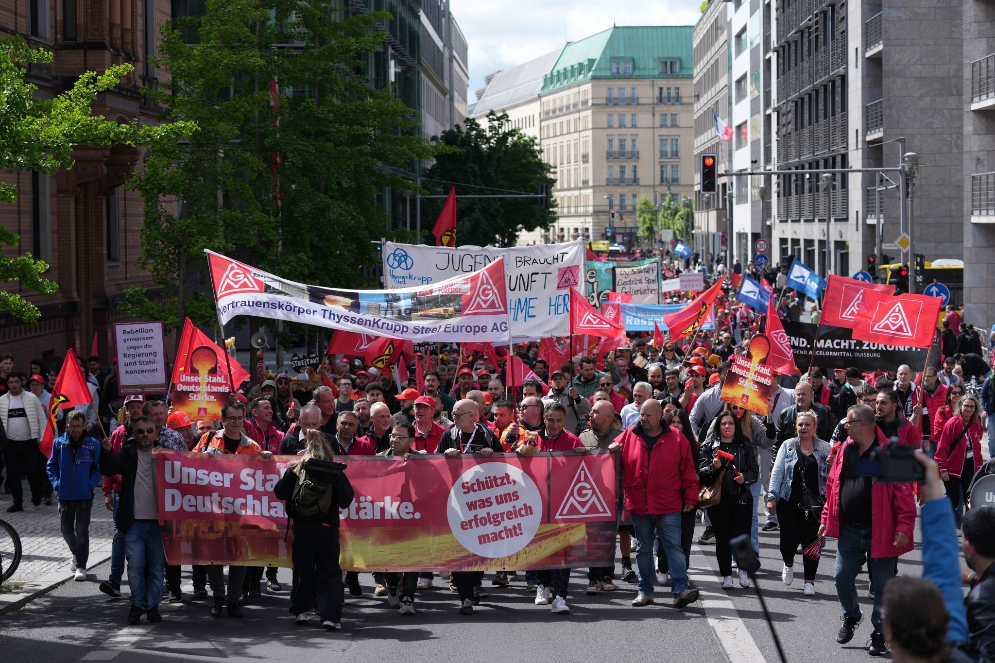 Kundgebung der IG Metall für die Zukunft der Stahlindustrie