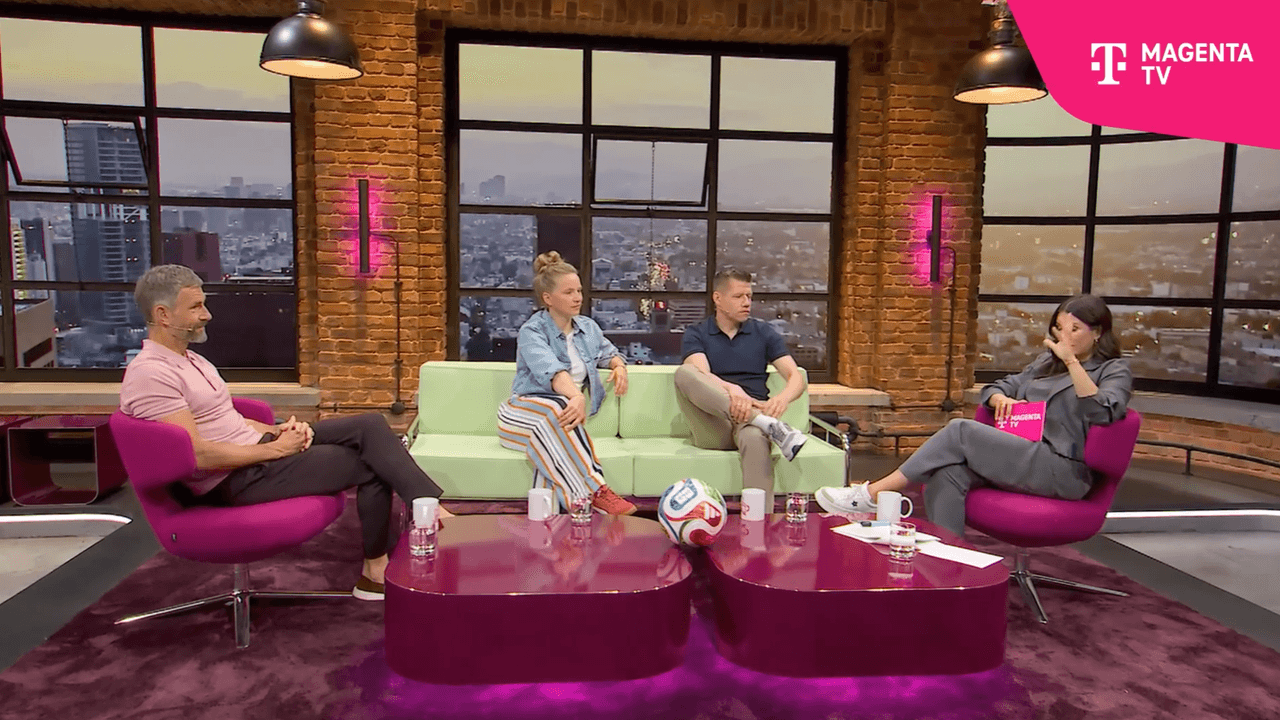 Die Runde im Breakfast Club von MagentaTV während der WM 2026 am 12. Juni. Foto: MagentaTV