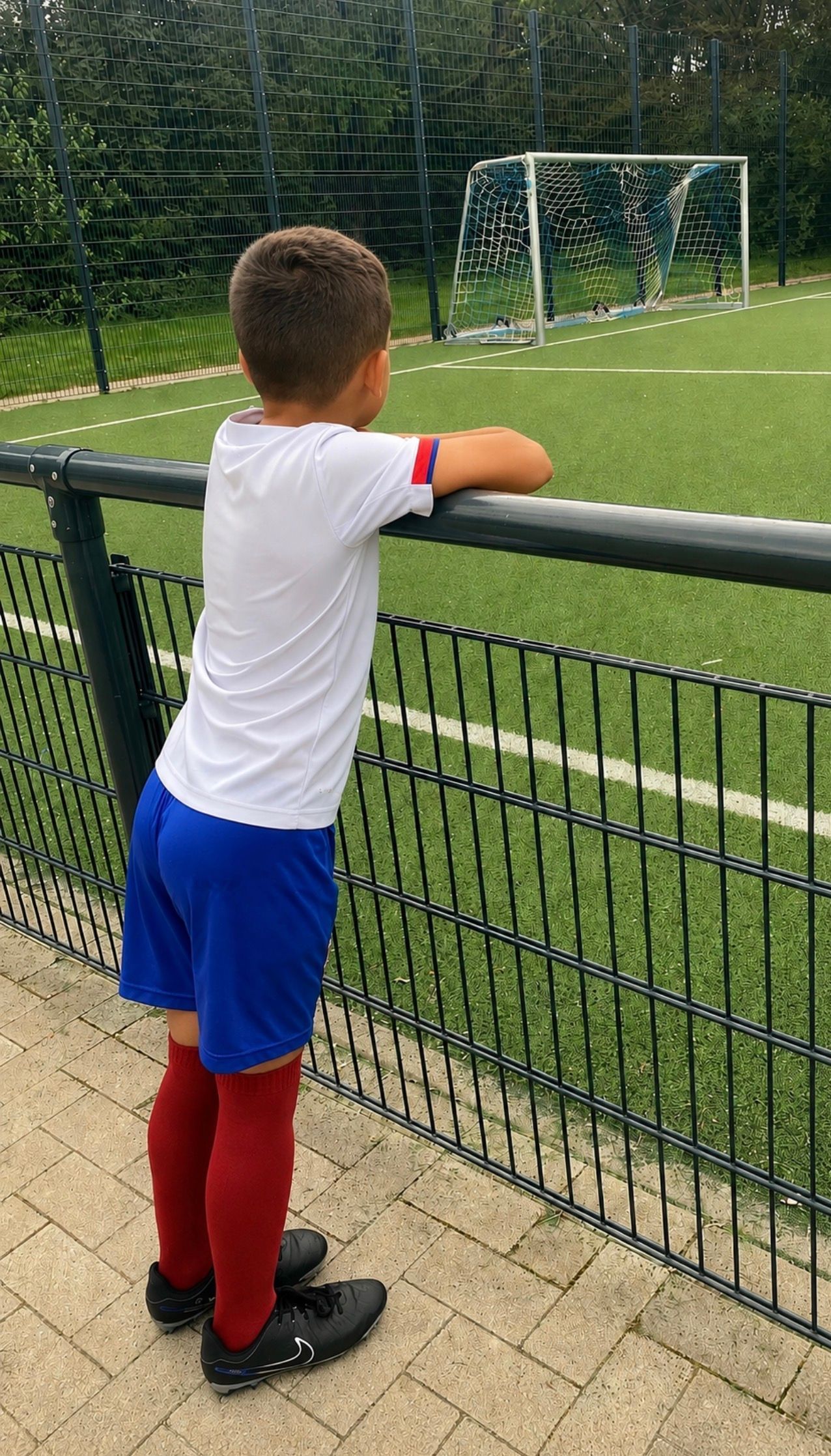 Er möchte einfach nur kicken – die Mutter des Zehnjährigen sucht verzweifelt einen Fußballverein.